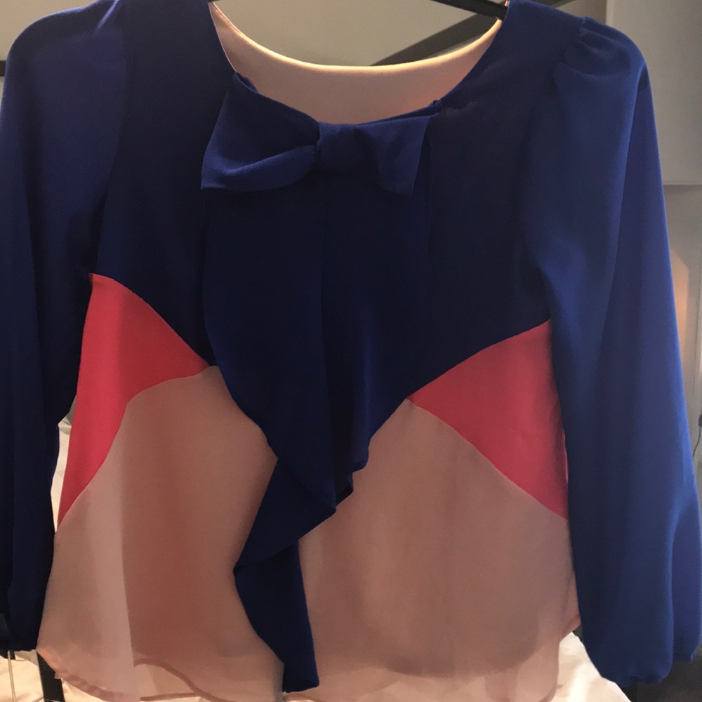 Blouse - Picture 2 of 3
